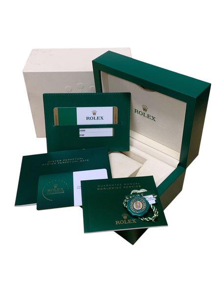 Rolex Oyster Perpetual 114200